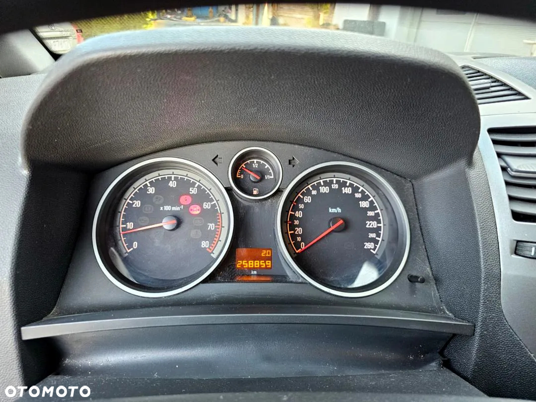 Opel Zafira 1.8 Cosmo - 23