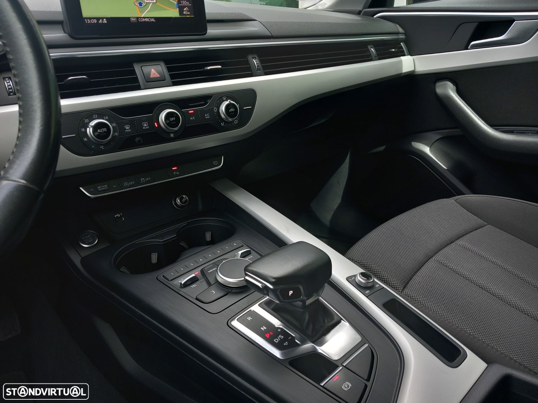Audi A4 Avant 35 TDI Design S tronic - 38