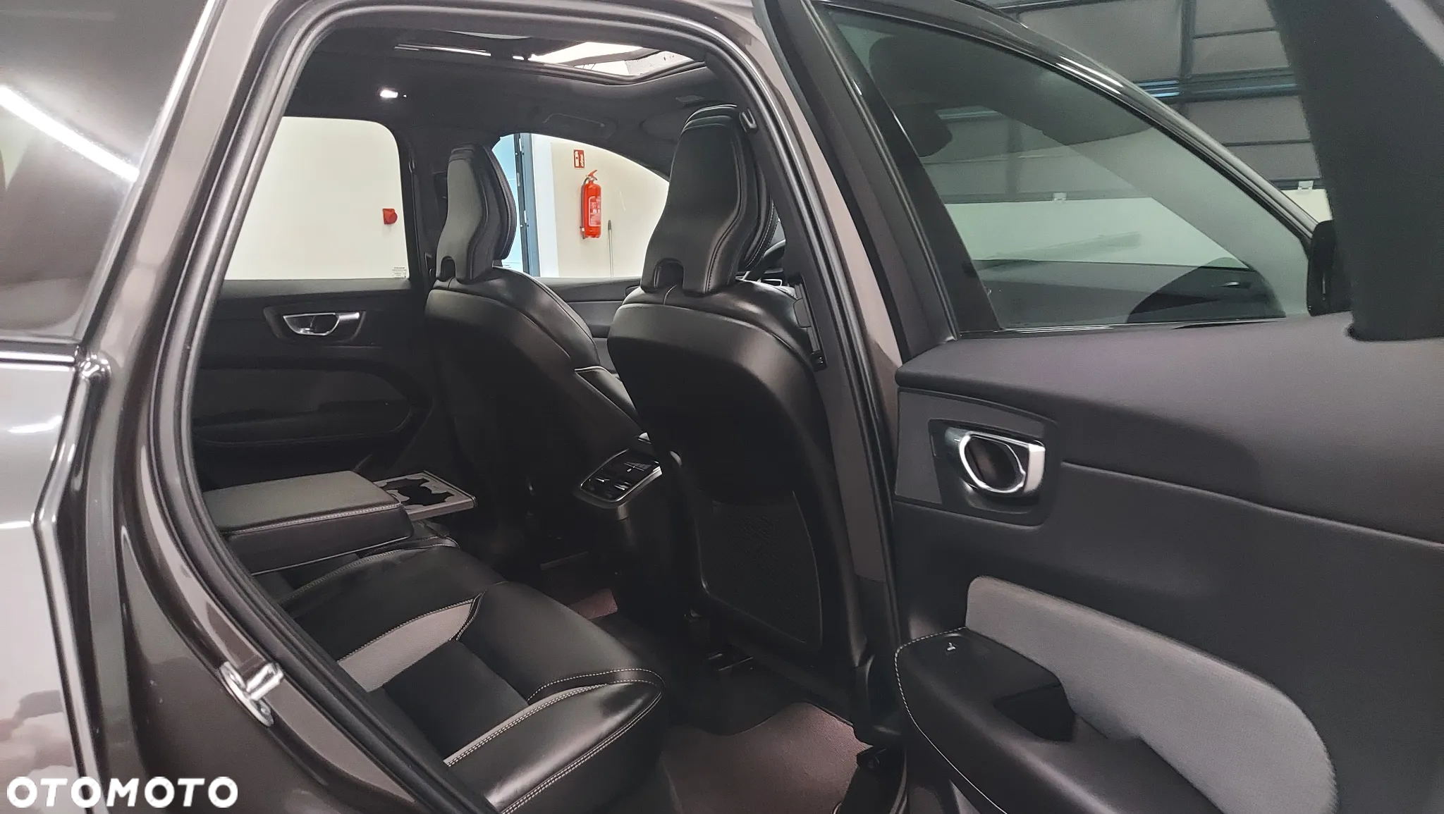 Volvo XC 60 B4 D AWD Geartronic RDesign - 6