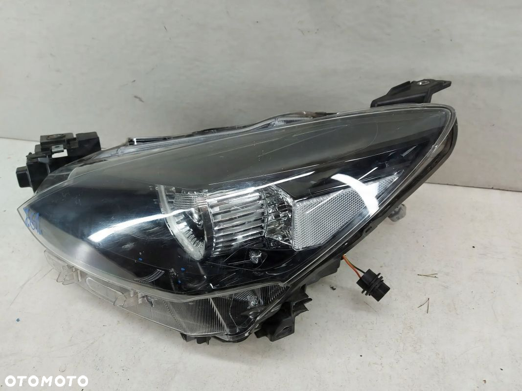 Mazda 2 lift 21- LED lewa lampa przednia przód reflektor - 3