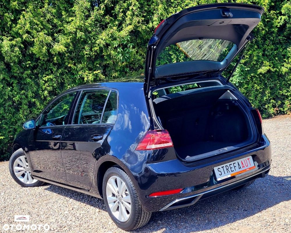 Volkswagen Golf - 24