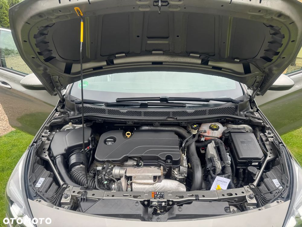 Opel Astra 1.4 Turbo Innovation - 19