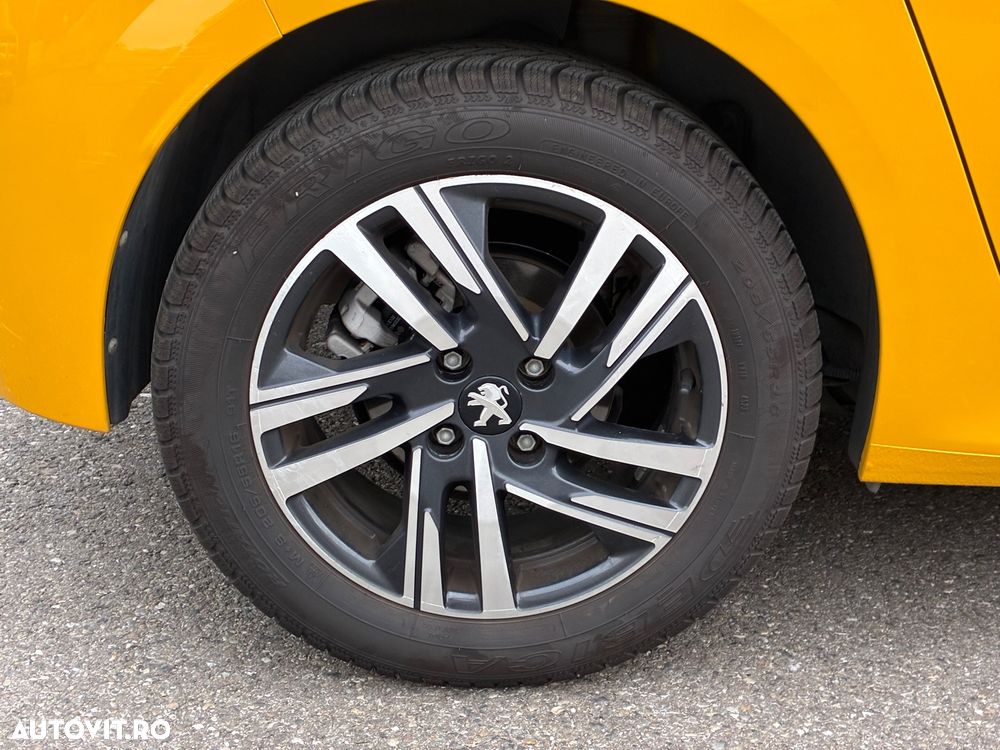 Peugeot 208 1.2 L PureTech STT EAT8 Allure Pack - 13