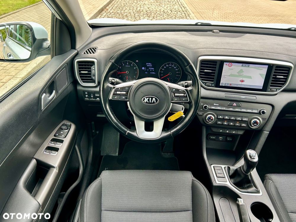 Kia Sportage 1.6 T-GDI 2WD VISION - 24