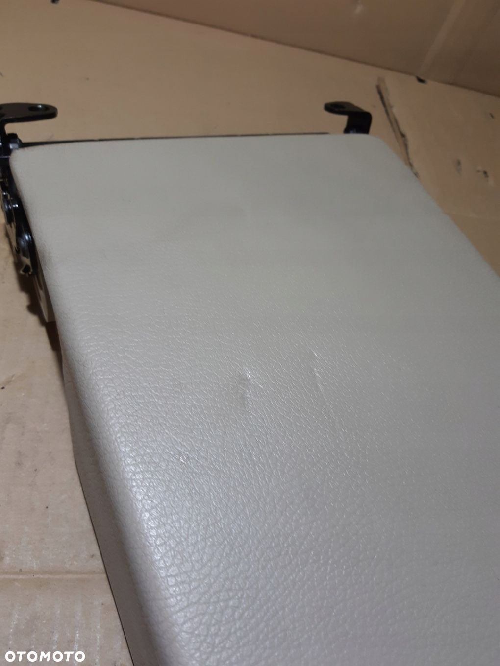 AUDI Q7 4L PODŁOKIETNIK KANAPY TYŁ SKÓRA KUBKI 4L0883081 - 5