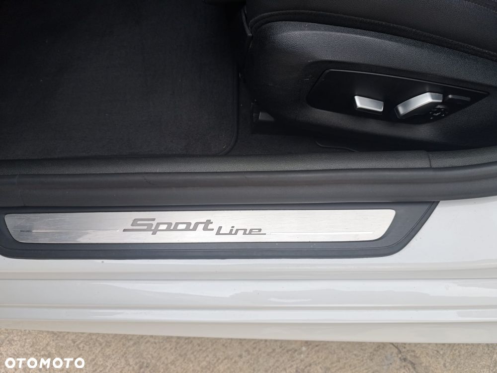 BMW Seria 5 530i Sport Line - 22
