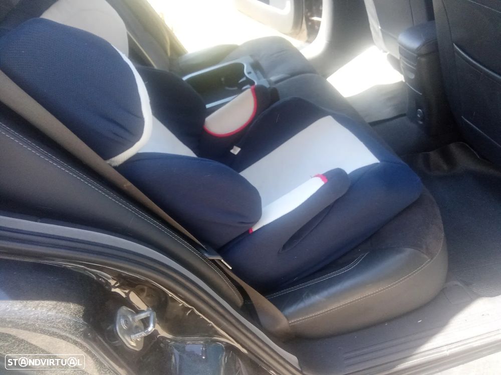 Renault Laguna Break - 36