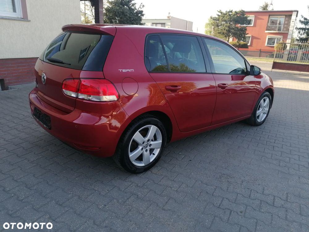Volkswagen Golf 1.2 TSI Team - 9