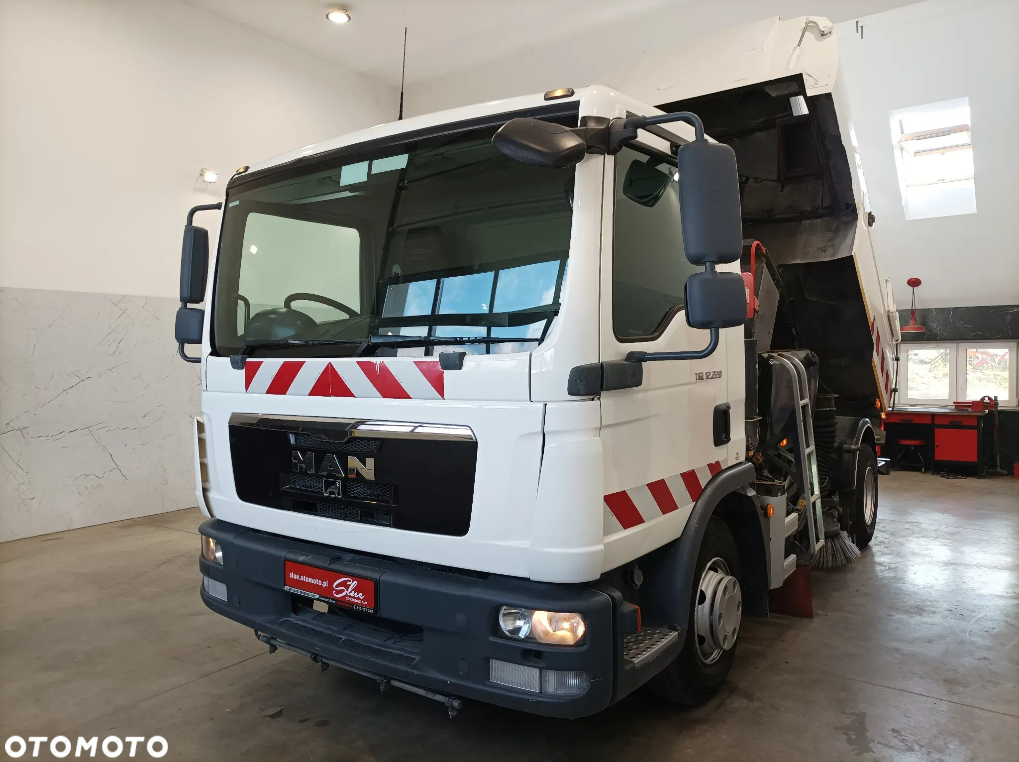 MAN TGL 12.220 Zamiatarka Johnston Semat 2012r Szczotki L/R - 8