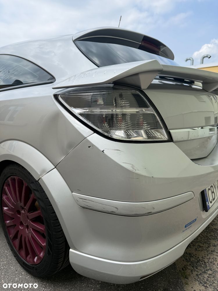 Opel Astra 2.0 Turbo Cosmo - 16