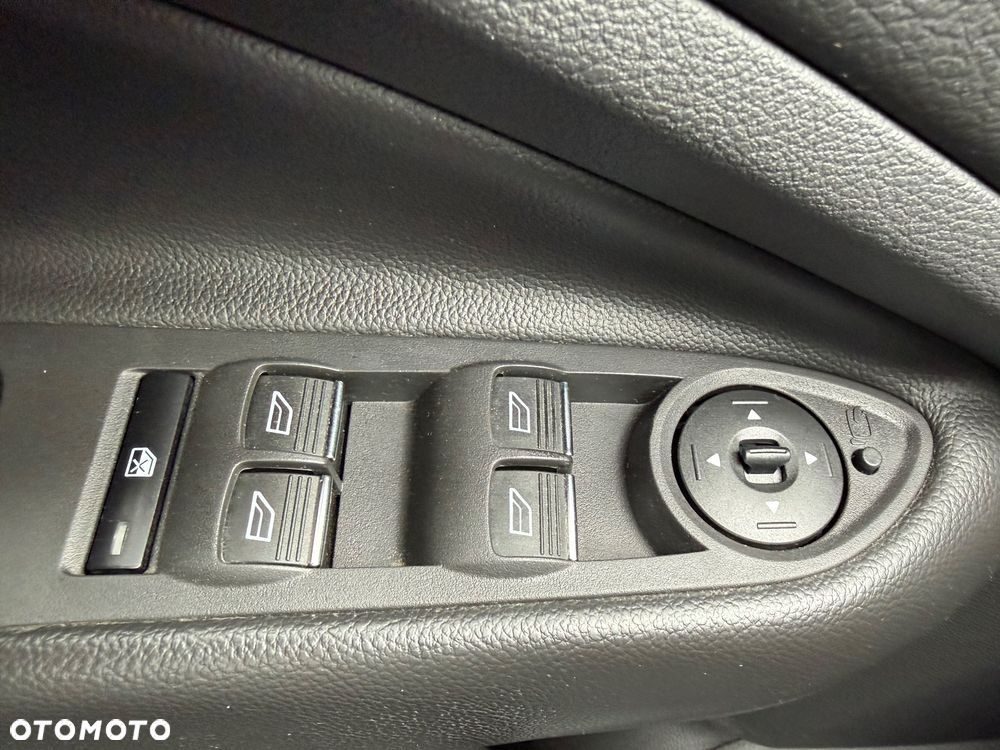 Ford Kuga 1.5 EcoBoost FWD Titanium - 28