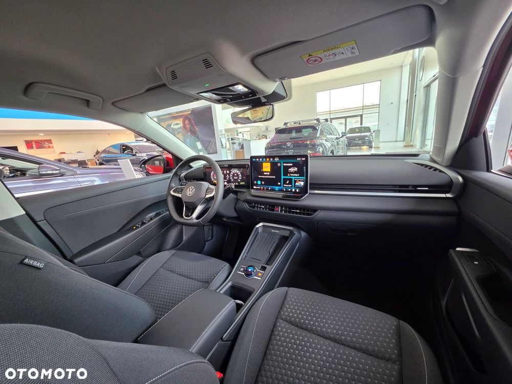 Volkswagen T-Roc 1.5 eTSI Life DSG - 24
