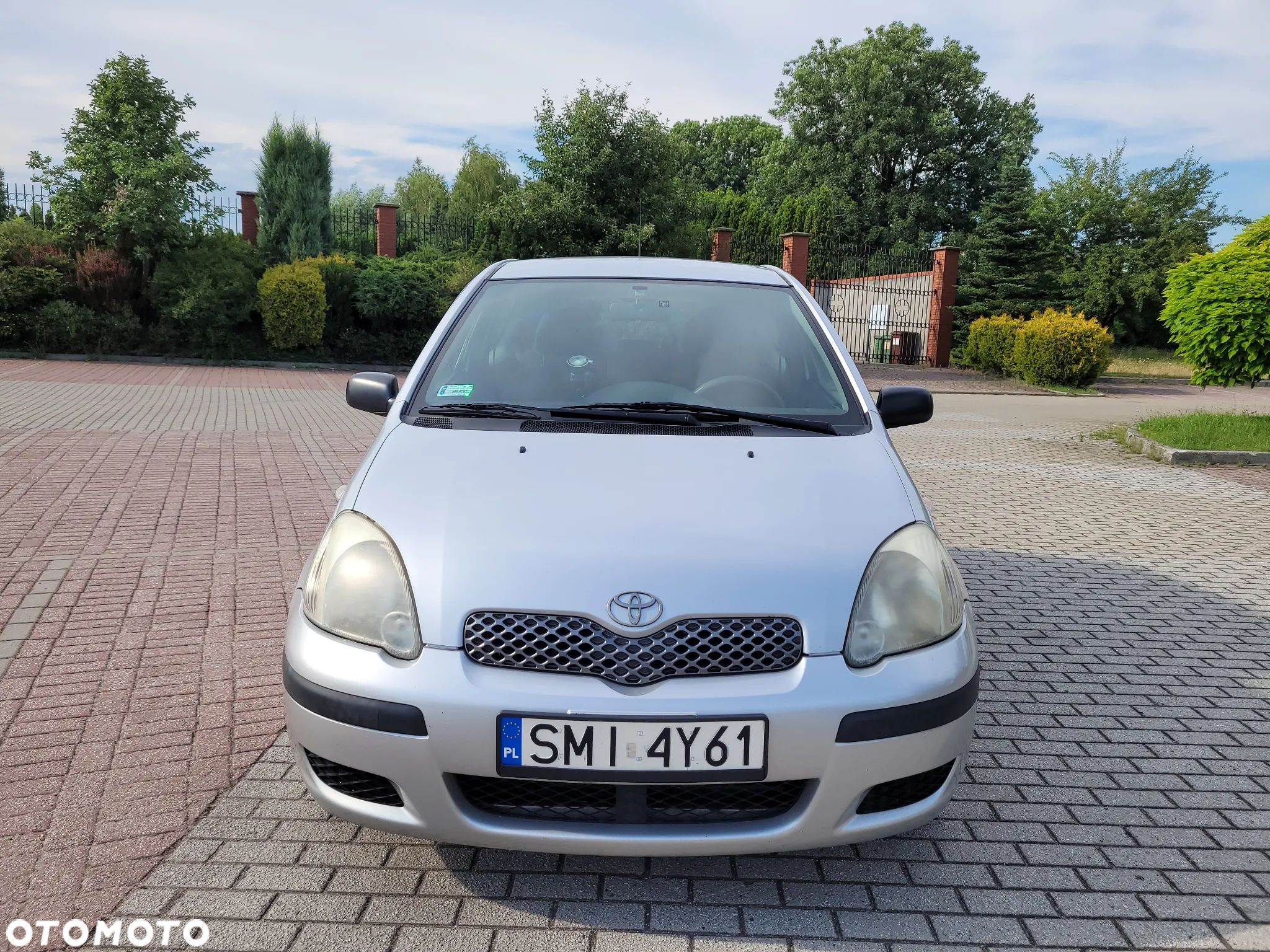 Toyota Yaris - 1