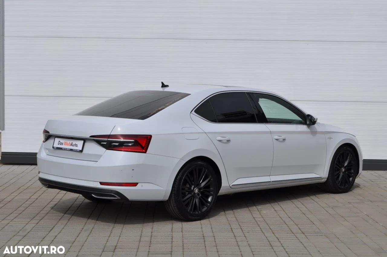 Skoda Superb 2.0 TDI DSG Laurin & Klement - 4