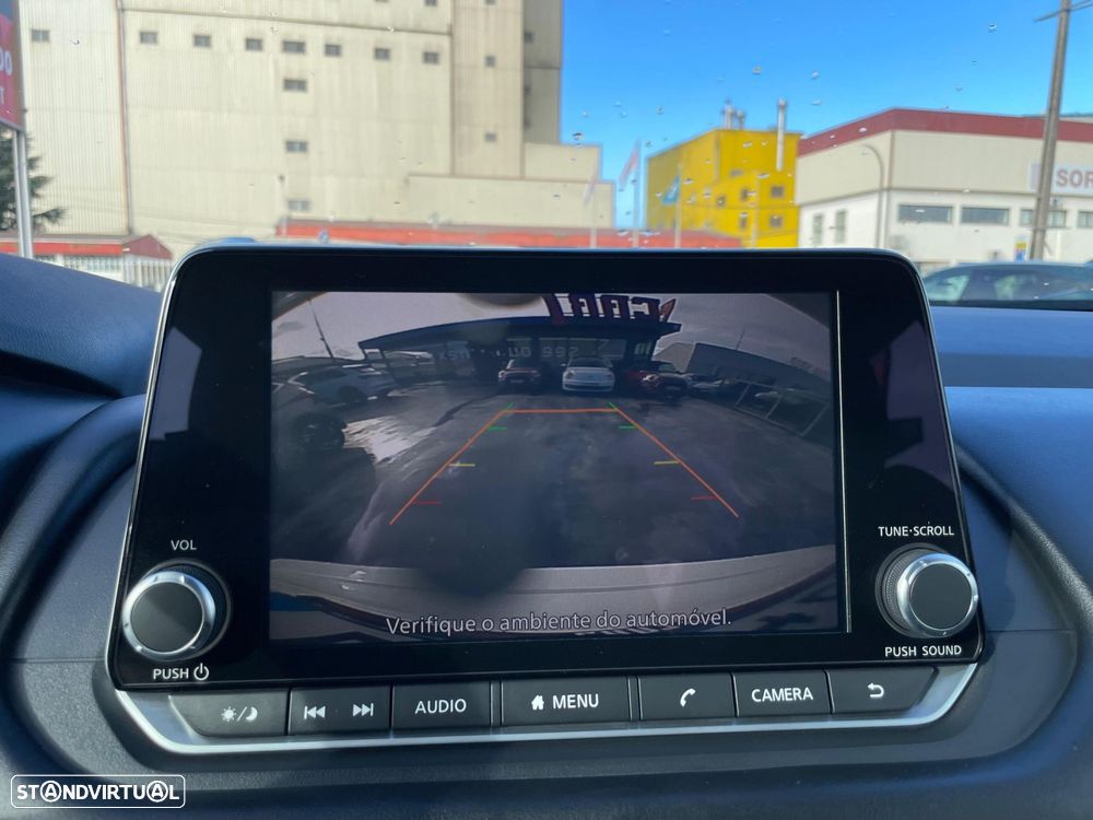 Nissan Qashqai 1.3 DIG-T N-Connecta - 22