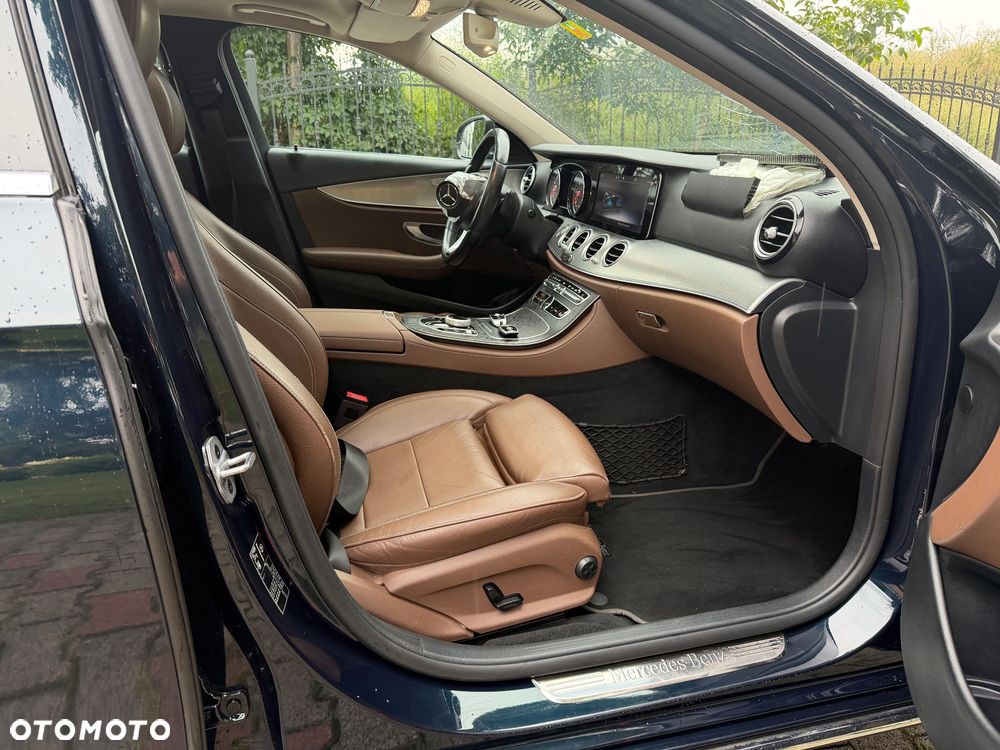 Mercedes-Benz Klasa E 200 d 9G-TRONIC Exclusive - 19