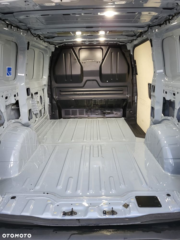 Ford TRANSIT CUSTOM II - 13