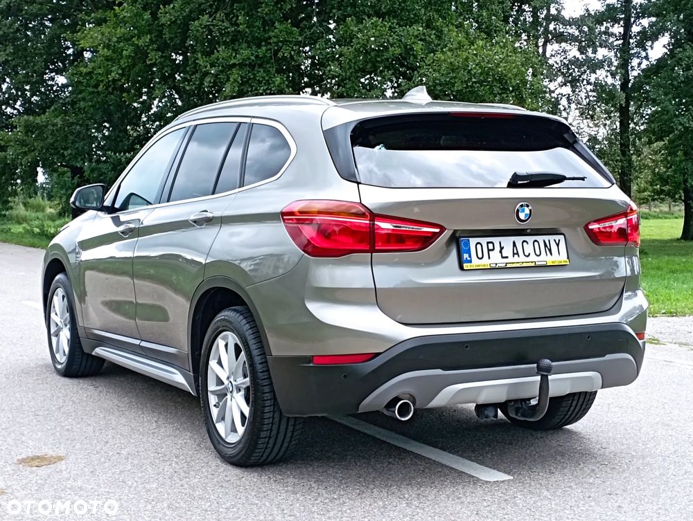 BMW X1 sDrive18d xLine - 17