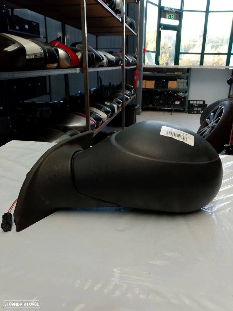 RETROVISOR ESQUERDO CITROEN C3 02- - 2