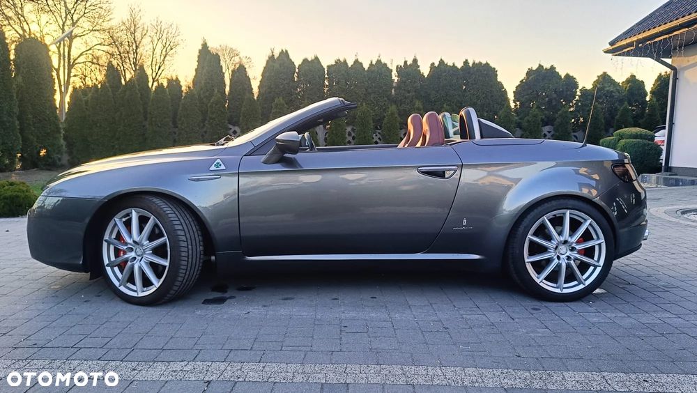 Alfa Romeo Spider - 18