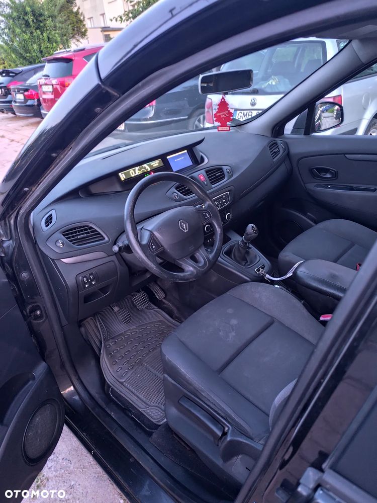 Renault Scenic - 2