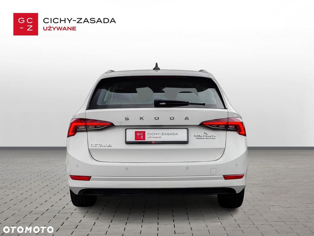 Skoda Octavia 2.0 TDI Style DSG - 4