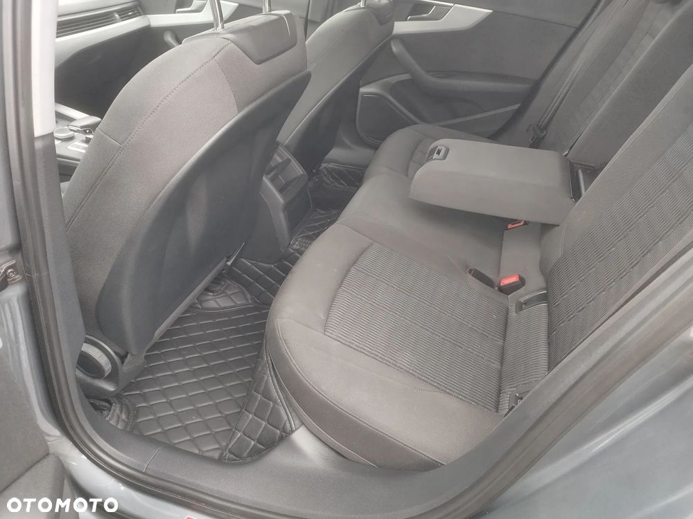 Audi A4 Avant 2.0 TFSI ultra S tronic sport - 12