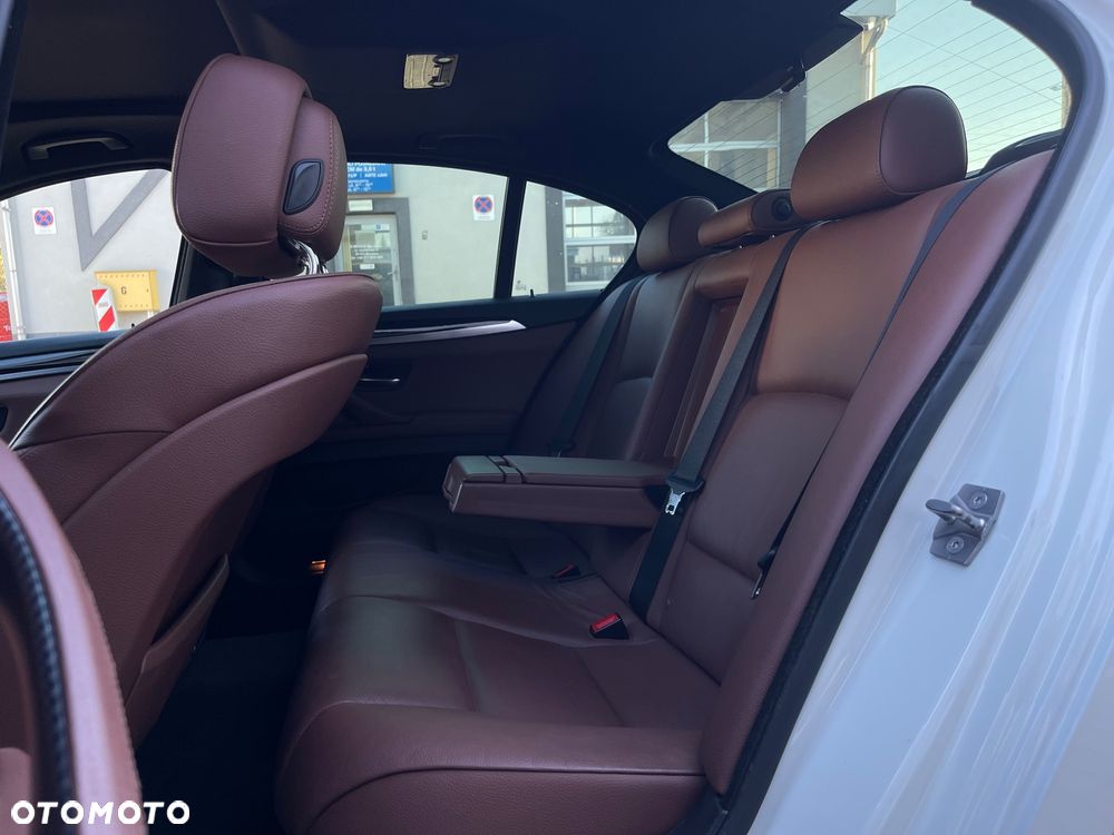 BMW Seria 5 - 21