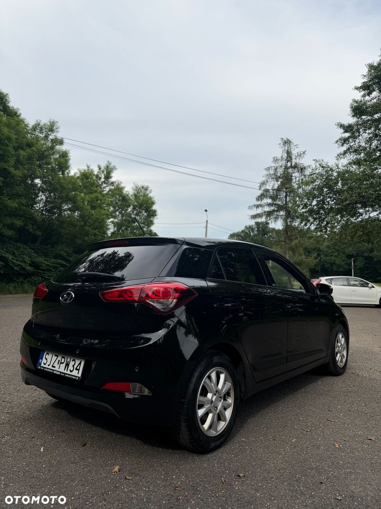 Hyundai i20 blue 1.2 Style - 4