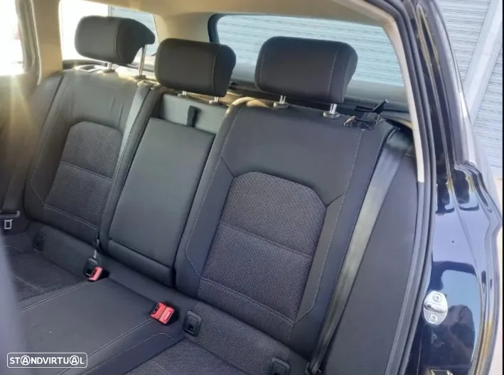 VW Passat Variant 2.0 TDi Confortline - 14