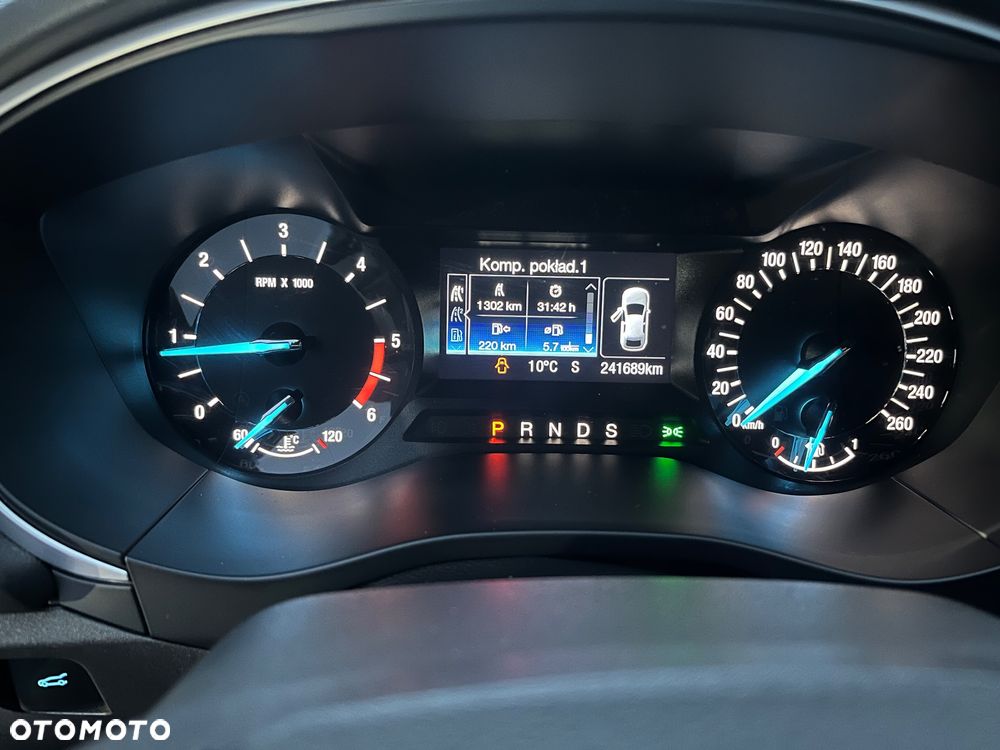 Ford Mondeo - 7