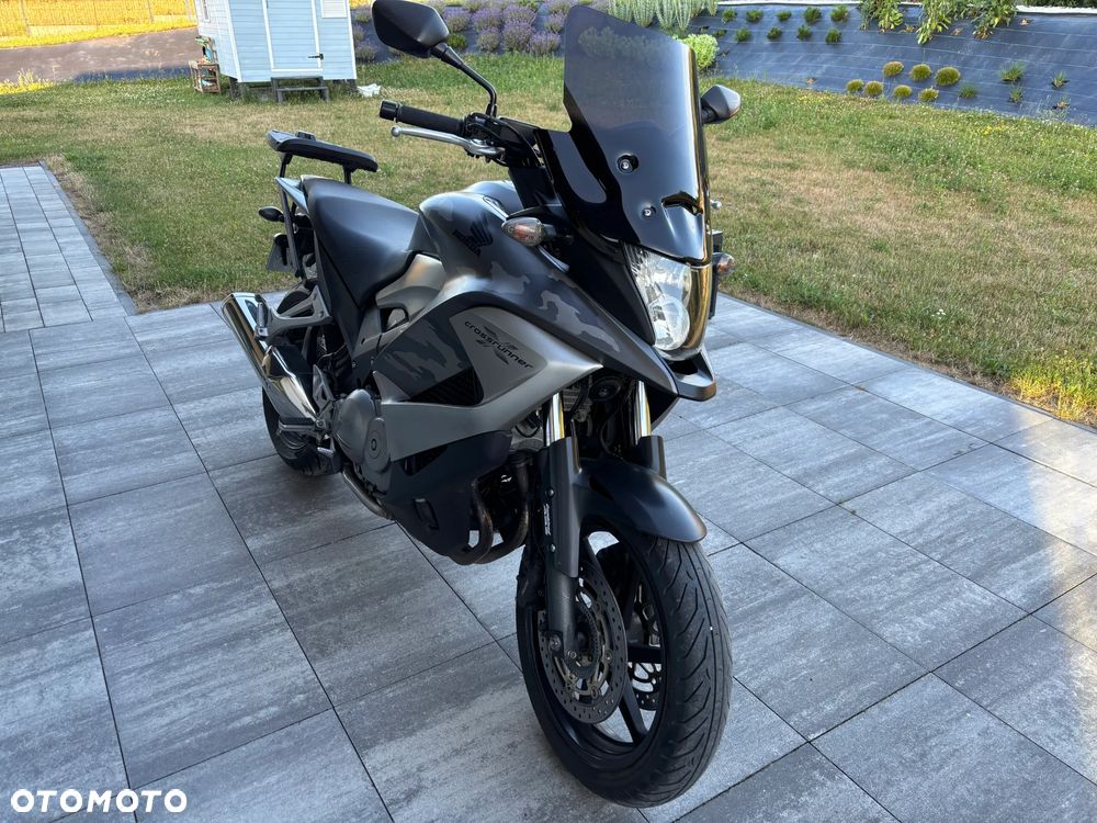Honda VFR - 3