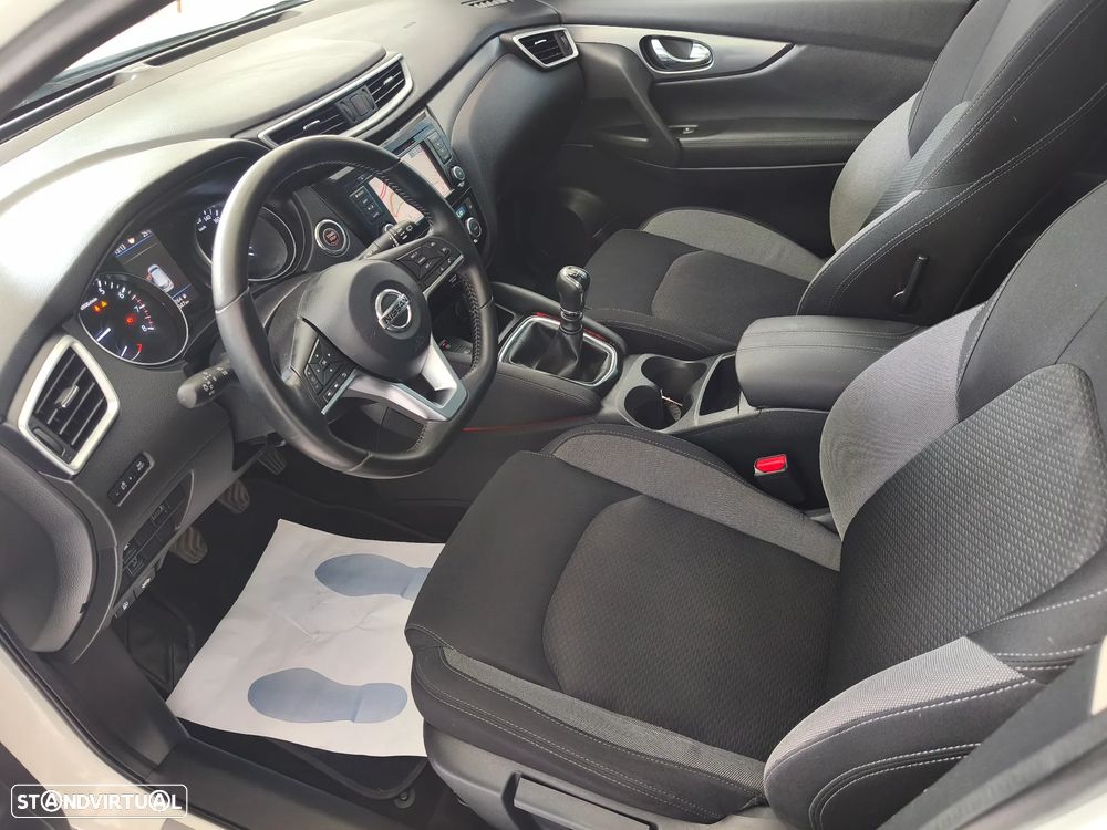 Nissan Qashqai 1.3 DIG-T N-Connecta J18 - 7