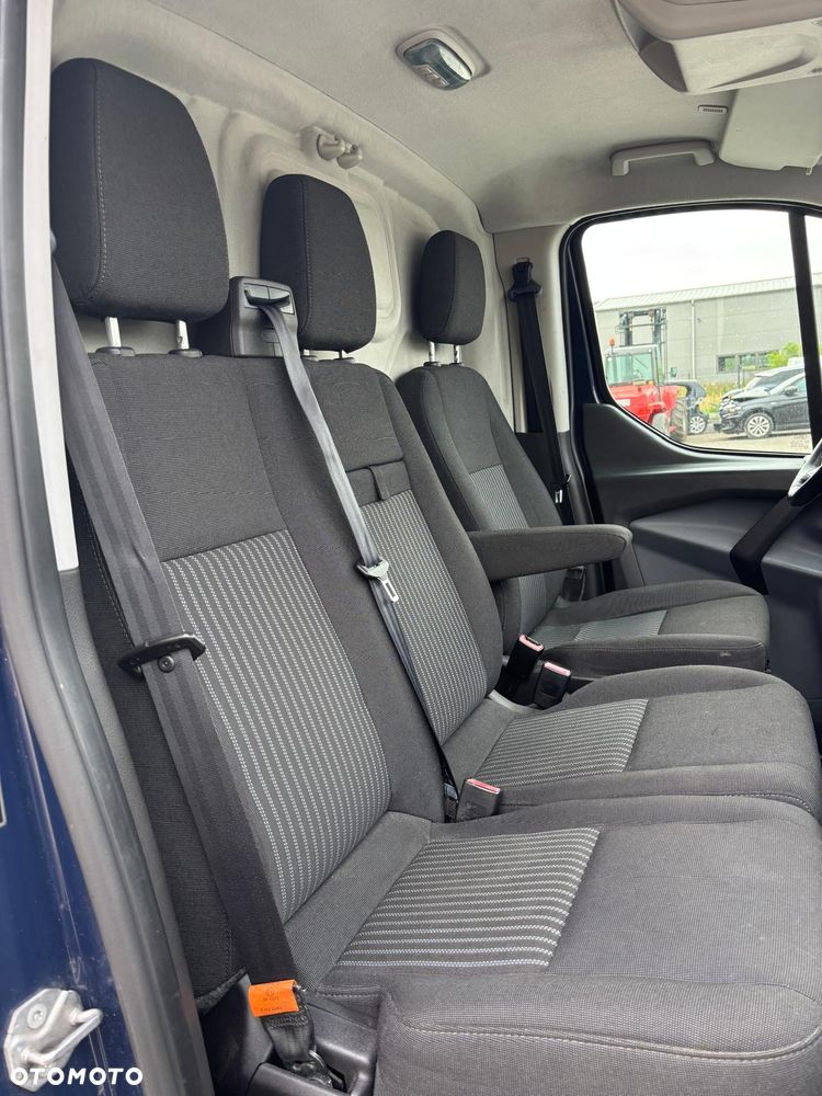 Ford Transit Custom - 11