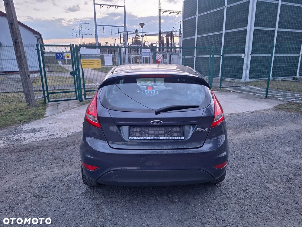 Ford Fiesta - 8