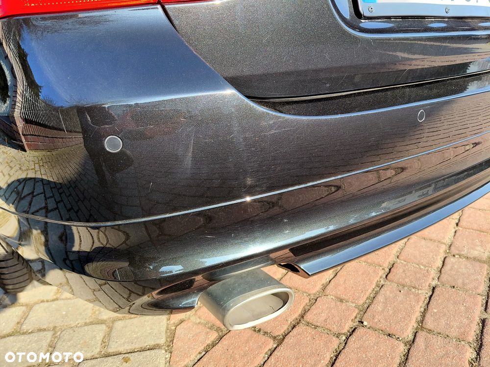 BMW Seria 3 320d DPF Edition Sport - 28