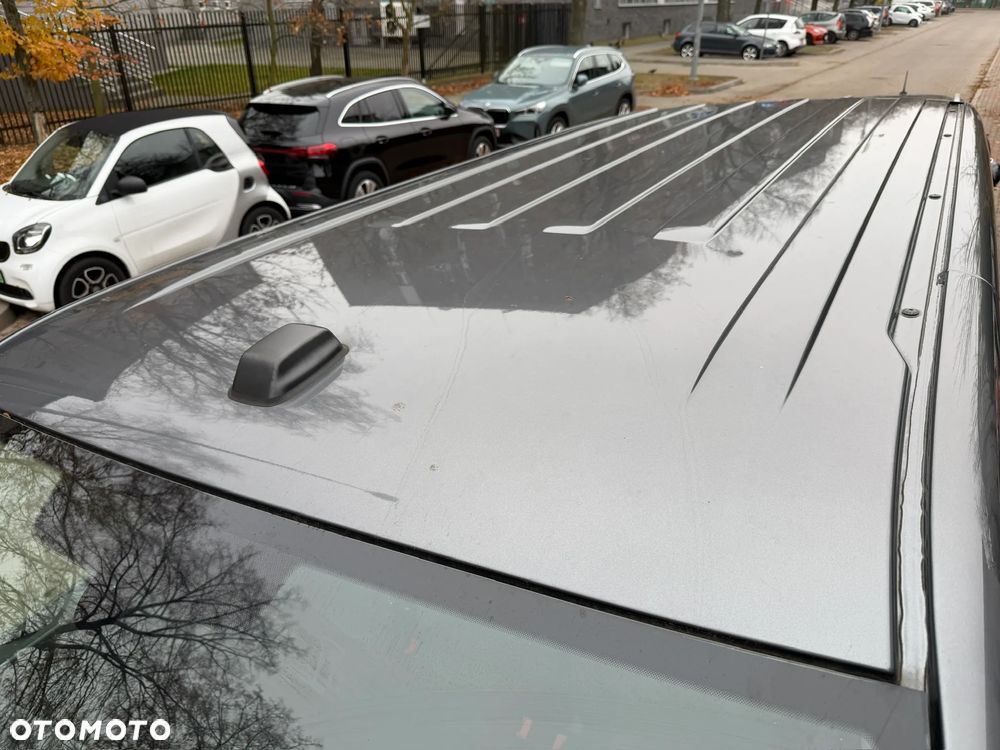 Volkswagen Transporter - 35