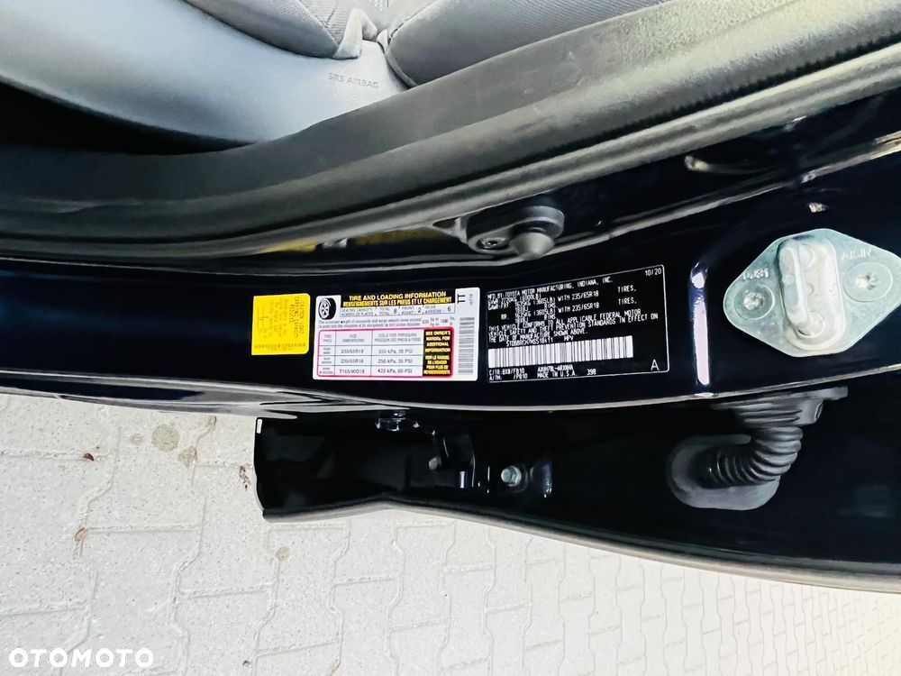 Toyota Highlander - 16