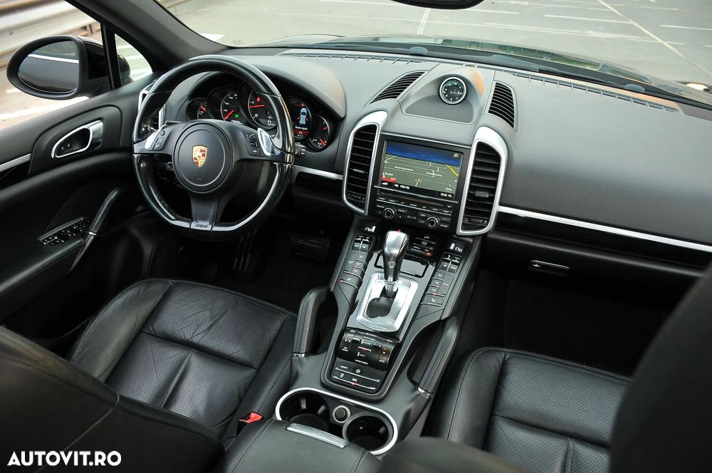 Porsche Cayenne Tiptronic S - 4