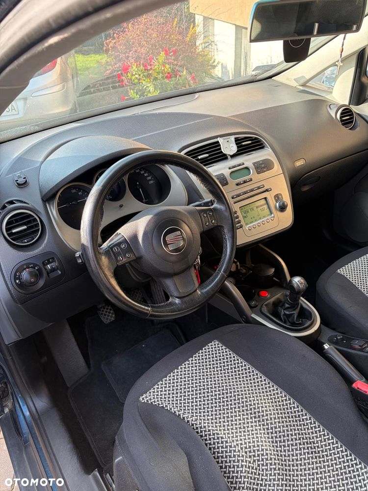 Seat Toledo 1.6 Reference - 6
