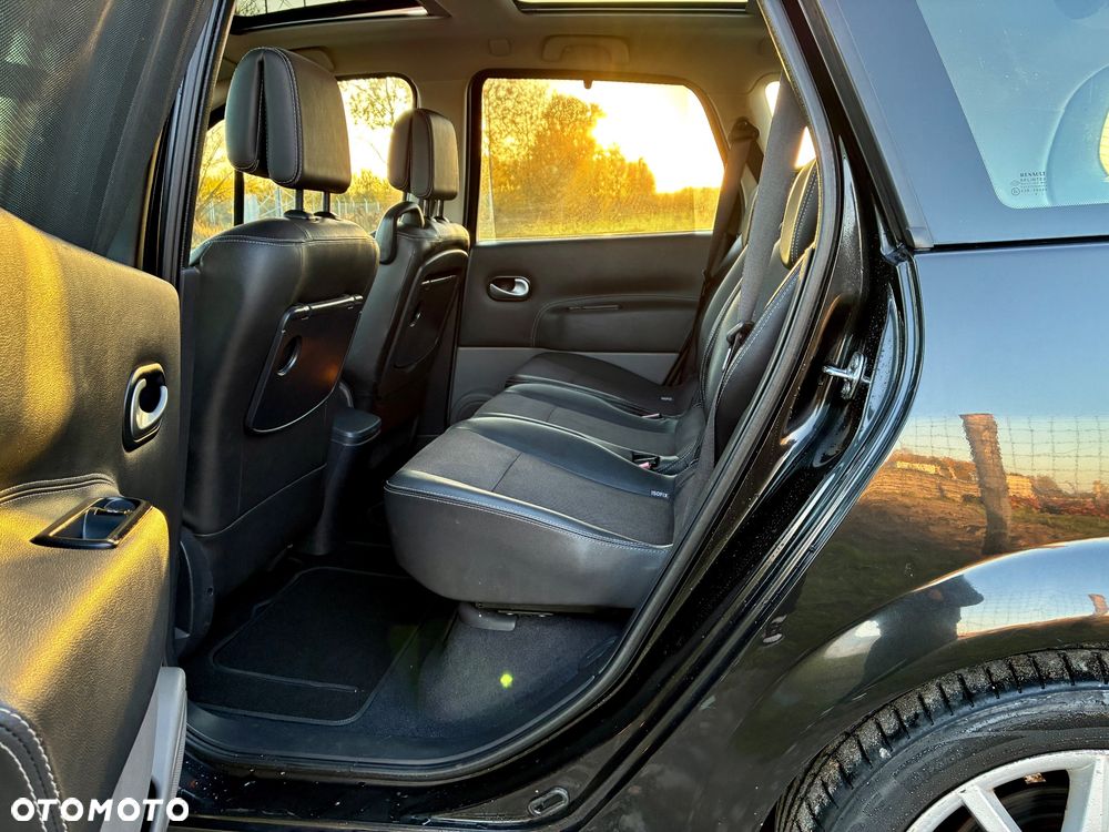 Renault Grand Scenic - 21