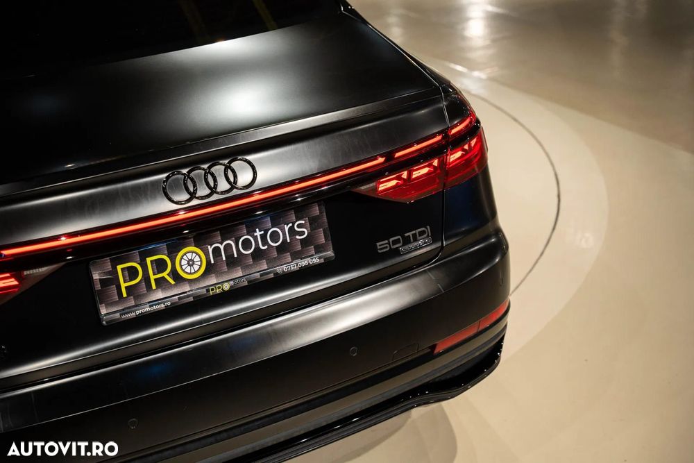 Audi A8 - 17