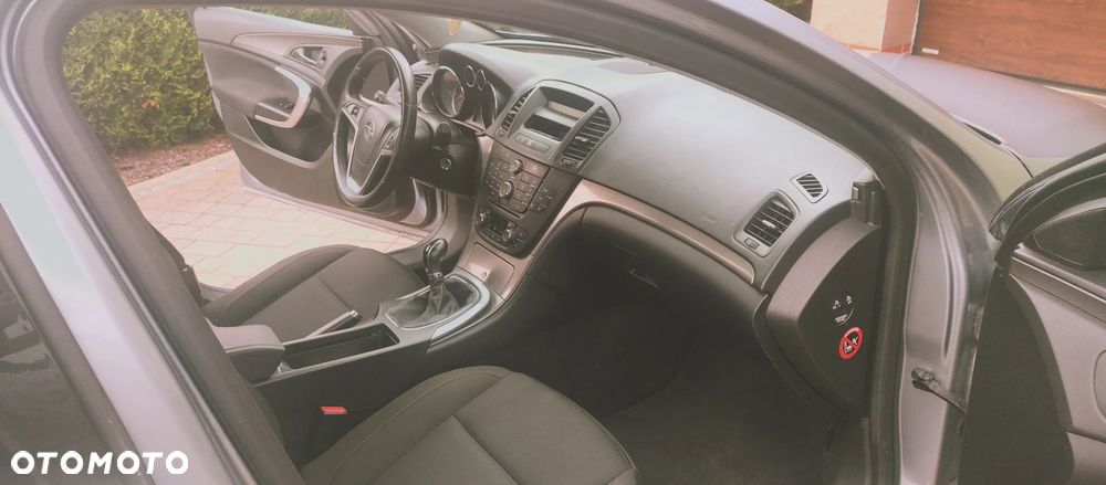 Opel Insignia 1.8 Active - 12