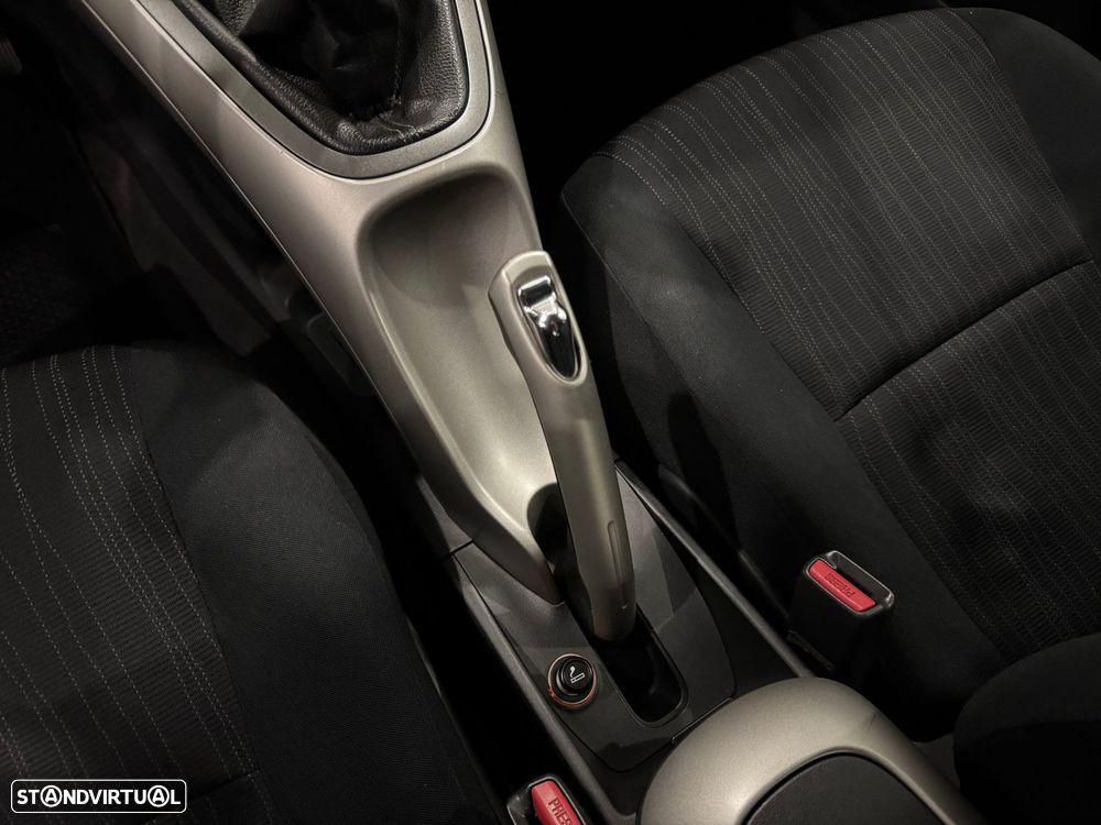 Toyota Auris 1.4 D-4D Sol - 31