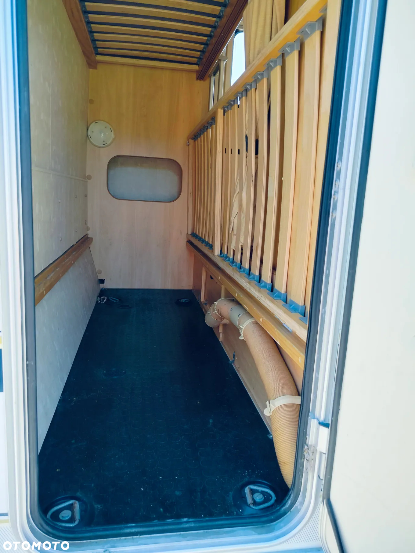 SWIFT Sterling Vitesse - 34