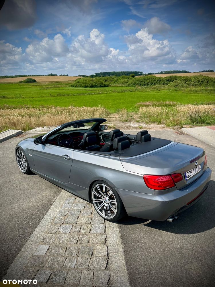 BMW Seria 3 325d - 22