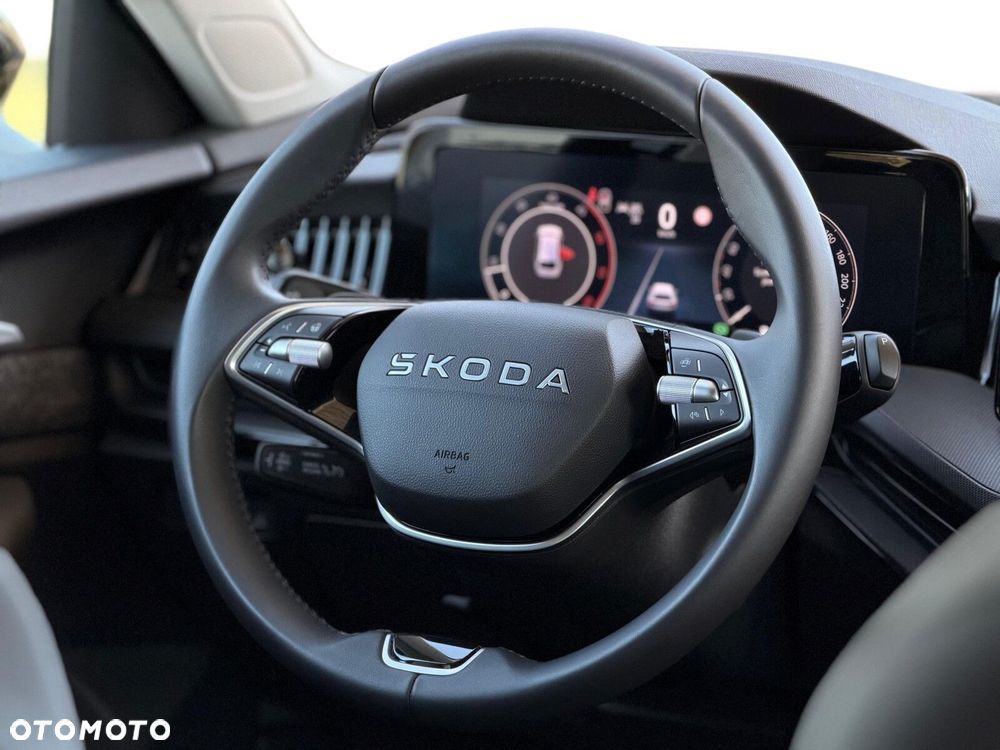 Skoda Superb 2.0 TDI SCR Drive DSG - 17