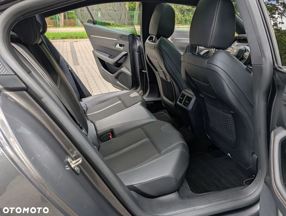 Peugeot 508 225 e-EAT8 GT - 8