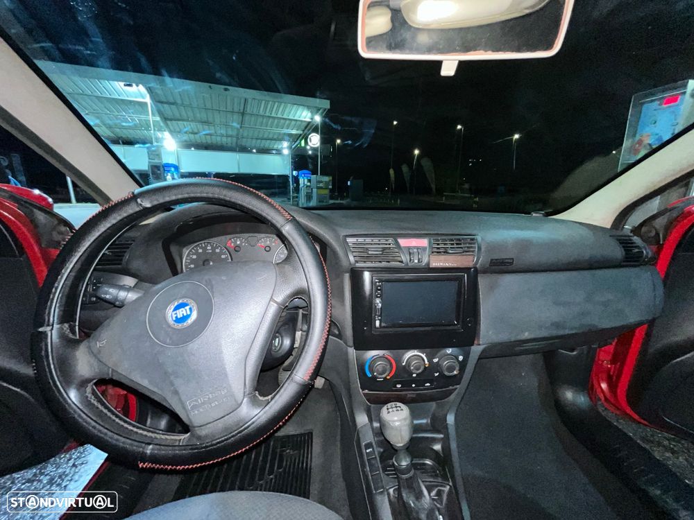 Fiat Stilo 80 16V Actual - 4