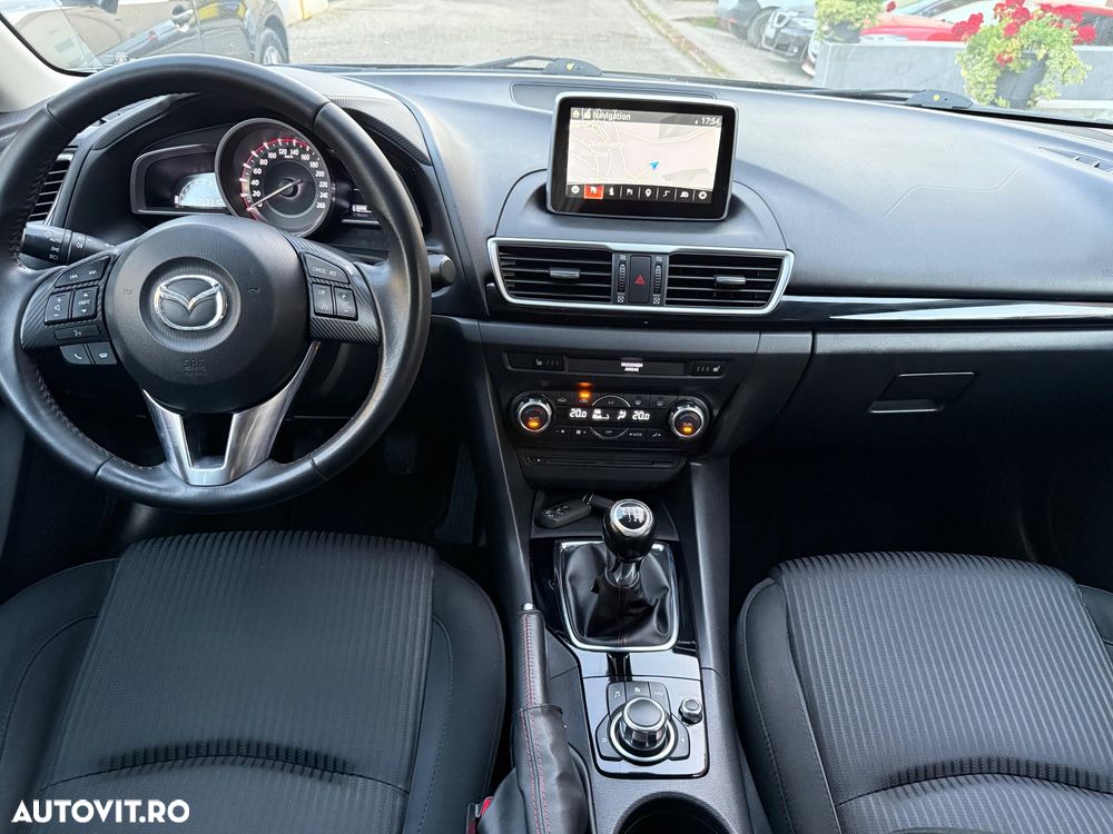 Mazda 3 - 7